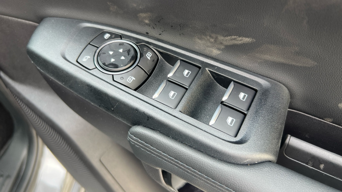 Ford Ranger Petrol Pick Up D/Cab Wildtrak 2.3 EB PHEV 281 Auto [NI] - Image 40